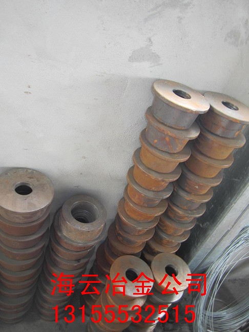 浙江虎霸雙臥軸攪拌機(jī)配件，浙江虎霸滾輪、料斗滾輪、提升料斗滾輪熱賣中