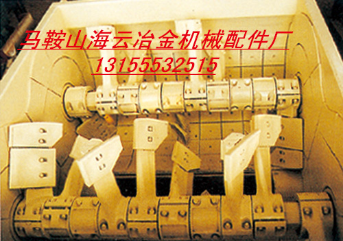 山東建科強(qiáng)制式攪拌機(jī)襯板、葉片，山東建科雙臥軸攪拌機(jī)攪拌臂廠家報(bào)價(jià)