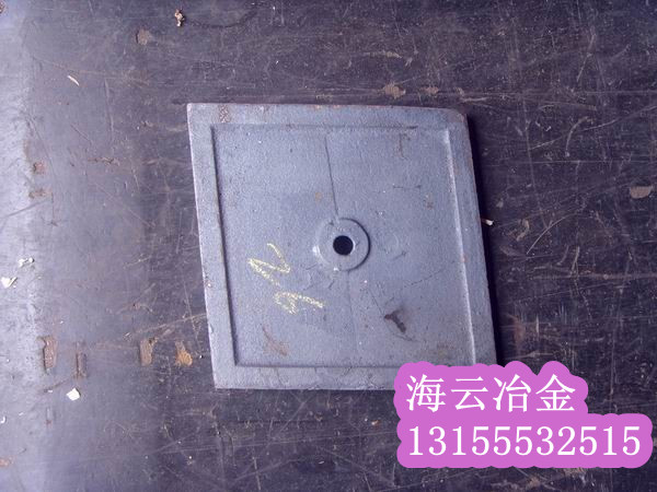 南方路機(jī)3000C、遼寧阜新2000攪拌站底襯板、攪拌臂質(zhì)優(yōu)價廉