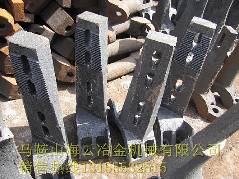 青島科尼樂4.5方雙臥軸攪拌機鑄鋼右攪拌臂、4500右側(cè)刮刀制造廠