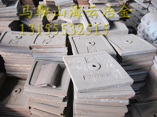 遼寧海諾180站強(qiáng)制式攪拌機(jī)耐磨配件、120站全套襯板低價(jià)促銷